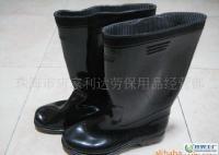 多款防油耐酸堿工業(yè)鞋 選對專業(yè)防護(hù)，守護(hù)一線安全